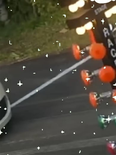 ㊗️50万再生！日産GT-Rとフランスの世界一のハイパーカーとのガチ対決に世界が絶句 O4EUyjLz1XA