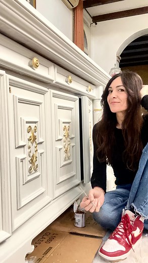 1.9K views · 2.3K reactions | ✨ Restyling time! Questa credenza aveva...