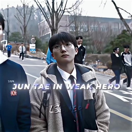 Weak Hero Class: Shy Guy vs. Popular Guy Showdown