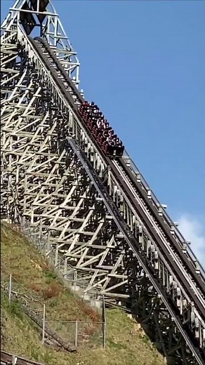 Lightning Rod at Dollywood 🤯🎢