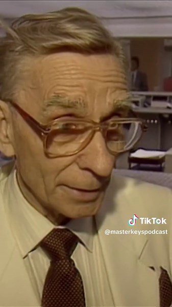 “Once the Canadian public see that dollar coin and see how beautiful it is, then they’ll accept it” 🇨🇦🦆 Follow @Masterkeyspodcast for all things Canadian real estate and wealth creation 🇨🇦🏡💸 ——————— Repost: CBC Canada’s $1 coin quickly became known as the loonie almost as soon as it entered circulation in June 1987. The nickname was a natural choice, given the loon that appears on the reverse. Before long, the now-familiar loonie could be found jingling in Canadians’ pockets, piling up in