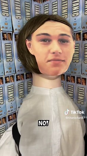 Watching Titanic on VHS | Classic Movie Night