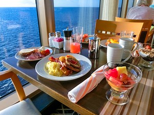 Cruise Reviewer Warns Passengers To Avoid These Foods On Board