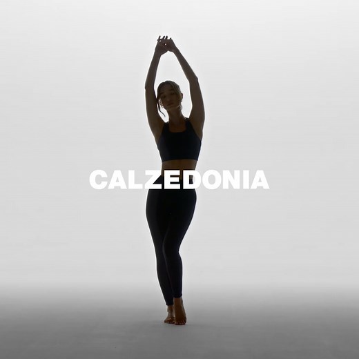 Descubra online a nova coleção de Leggings Calzedonia, com efeito sculpt. | Calzedonia