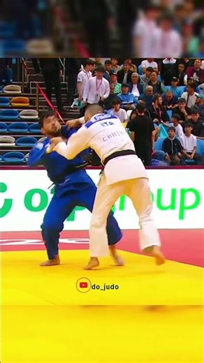 🥋 Sode-tsurikomi-goshi 袖釣込腰 💥 Spectacular Sleeve-Lifting Hip Throw Victory