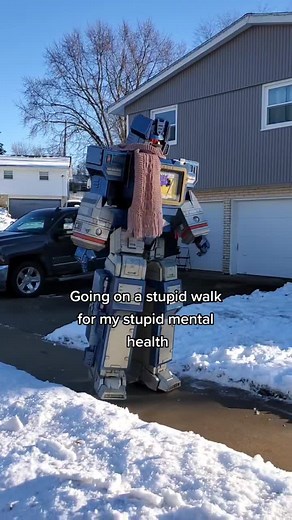 Stupid Walk Soundwave Transformers Cosplay Challenge