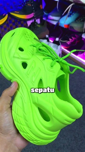 Rekomendasi sepatu lari nyaman hanya di #sepatunyaman #sepatulari #sepaturunning #runningshoes