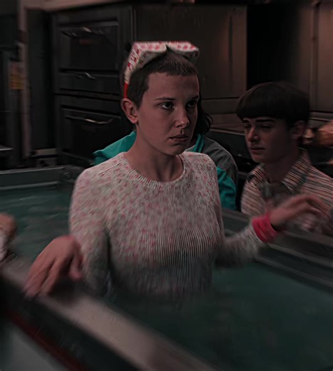 Millie Out Of School🗿💀 | Millie Bobby Brown Edit | Music - “Vai No Vapor” - (Slowed) | Thank You For 2300 Followers!❤️ #milliebobbybrown #milliebobbybrownedit #strangerthings #edit #fyp