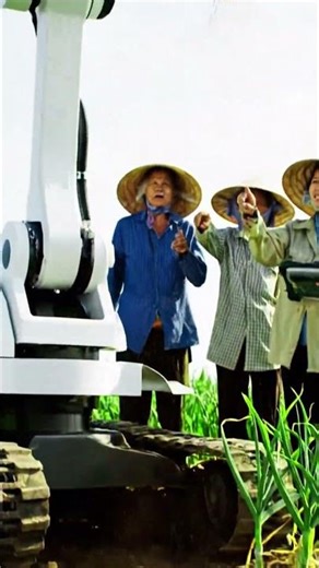 AI Robot Harvesting Garlic in 8K – Smart Farming Future Begins!"