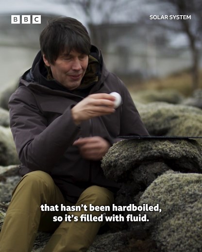 How is a moon like an egg? Professor Brian Cox explains... 🍳 #SolarSystem #ProfessorBrianCox #Planets #Space #Astronomy #Astrophysics #Saturn #Enceladus #Cassini | BBC One