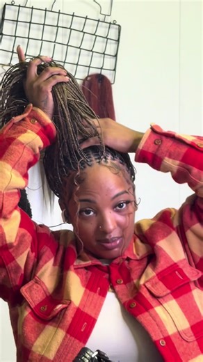 Comfortable Traditional Box Braids and Styling Tips