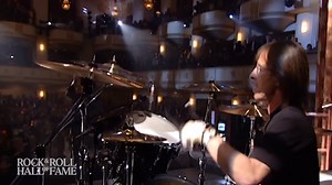 83K views · 1.8K reactions | AC DC with Steven Tyler - You Shook Me All Night Long | Videos Musicales Solo En Hd | Facebook