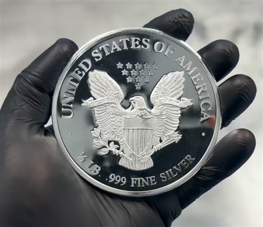 19 reactions · 3 comments | 1/2 pound silver round 6ozt $300 plus ship or in store We buy and sell precious metals ! 2335 s Lindsay rd Suite 107 Gilbert AZ 85295 Call or Text 480-848-8127 Hours Open 10am - 5 pm seven days a week #stackinweight #silver #silverstacking #silverround #pamp #silvercoin#bullion #silverbullion #coin #geiger #silverkilo #perthmint#silverbar#preciousmetals#dragon #vintagesilver | Stackin Weight Precious Metals | Facebook
