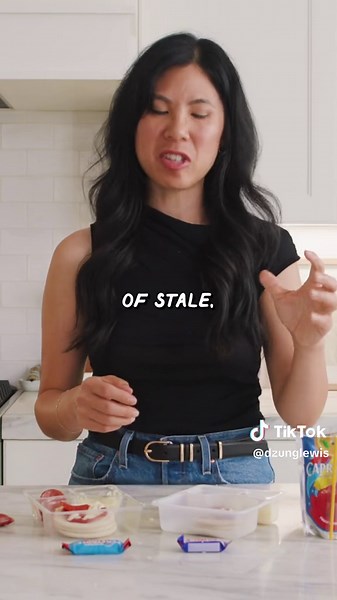 Lunchly vs Lunchables Pizza: A Taste Test Comparison