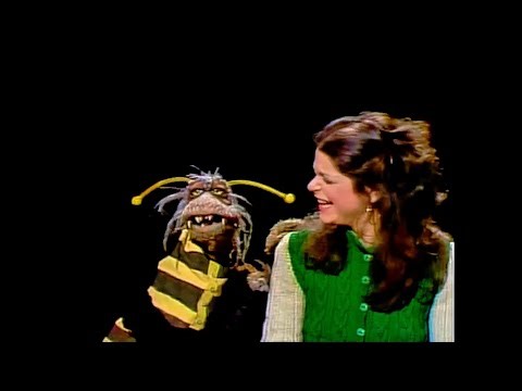 Land of Gortch - Scred Introduces Neil Sedaka