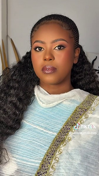 Door to door makeup and nails ☎️0979861124🕹️A.A#makeupartistaddisababa #doortodoormakeupartistethiopia #weedingmakeup #simplemakeup #ethiopian_tik_tok🇪🇹🇪🇹🇪🇹🇪🇹