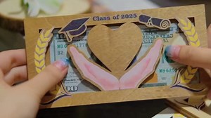 Personalized Graduation Money Clip Custom Engraved Graduation Gift with Name Class of 2026 Graduation Customized Gifts for College University Graduation Party Supplies (Graduation Card Box)