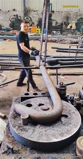 ​Heavy-Duty Industrial Operations: Mechanical Leverage and Large-Scale Metal Bending Techniques