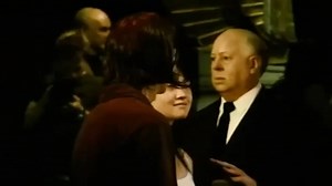 Can Derren control Martin Freeman's body with the power of crystals? #DerrenBrown #Illusionist #Mentalist | Derren Brown