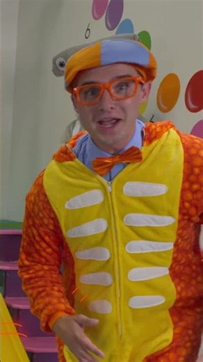 🟠🔵 Blippi's Big Obstacle Course Race! 🏁 | Blippi | Moonbug Kids - Sports and Games For Kids