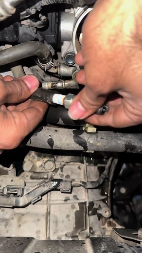 Understanding Coolant Pipe Connection to Throttle Body