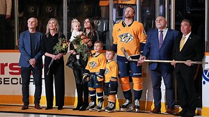 Stamkos honored for 600th NHL goal, sons skate out on ice with him