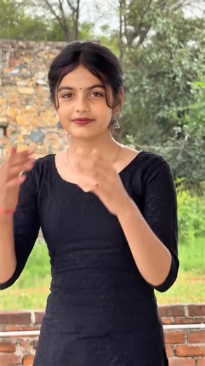 Sayali 🧿 on Instagram: "💗💋💯 . . . . #trending #trendingreels #virel #reels"