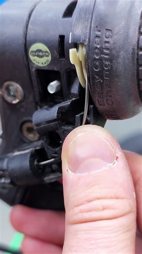 How to install a new cable in your bike RevoShift shifter.