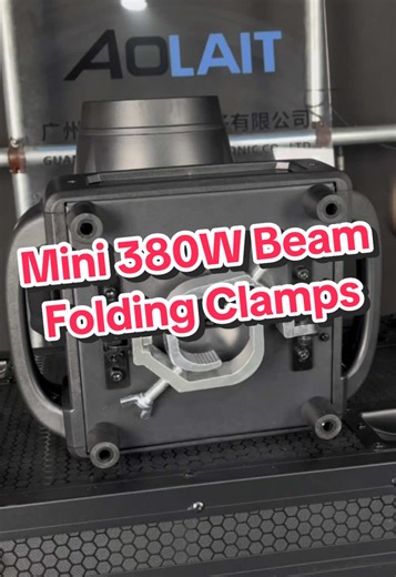 Efficient Foldable Light Hook for Event Setup
