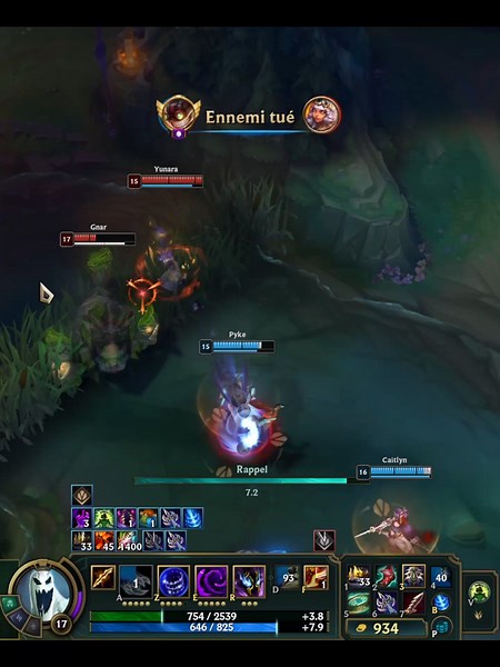 Drifting in Darkness in League of Legends Gameplay