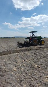 Así se siembra en Manuel Doblado Guanajuato, saludos @fans destacados #AgricultoresMexicatoresMexicanos #agriculture #Guanajuato | Agricultor Mexicano