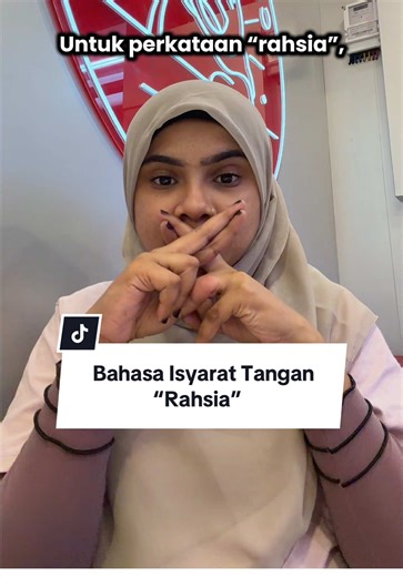 Dalam Bahasa Isyarat Malaysia (BIM), kadang-kadang satu perkataan boleh ada lebih daripada satu isyarat. Ini berlaku kerana: Untuk perkataan “rahsia”, anda jumpa dua rujukan: 1️⃣ Isyarat dari BIM (Bahasa Isyarat Malaysia) di laman https://www.bimsignbank.org 2️⃣ Isyarat dari buku BIM (Bahasa Isyarat Malaysia) Mana satu yang betul? ✔ Kedua-dua boleh betul, tetapi: \t•\tbimsignbank.org biasanya memaparkan isyarat yang digunakan oleh komuniti semasa atau variasi yang direkodkan. \t•\tBuku BIM (Baha