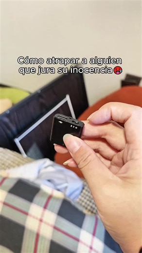 Compact Voice-Activated Smart Recorder for Easy Use