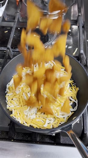 Easy way to make nachos