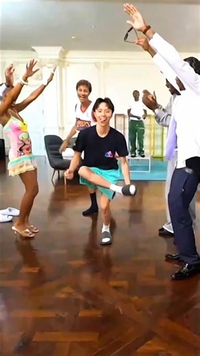 Ray doing step-over move ☠️😭