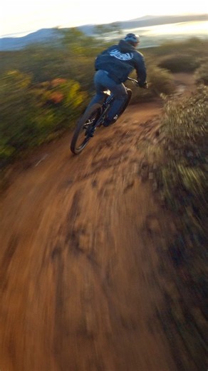 Polish Pete | V41 Asynchronous Racing Course Preview - Minion at Teds @trail.one @bansheebikes @worldwidecyclery @ketlmtn @maxxisbike Following... | Instagram