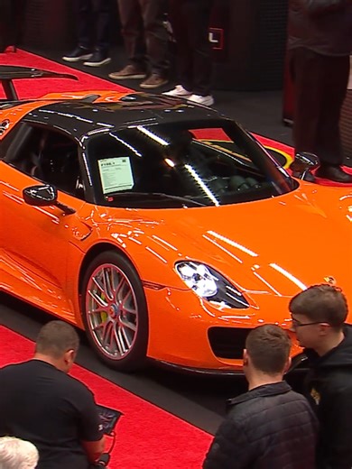 Record Sale of 2015 Porsche 918 Spyder Weissach