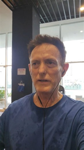 How I Stay Healthy Retired Overseas #retireoverseas #slowtravel