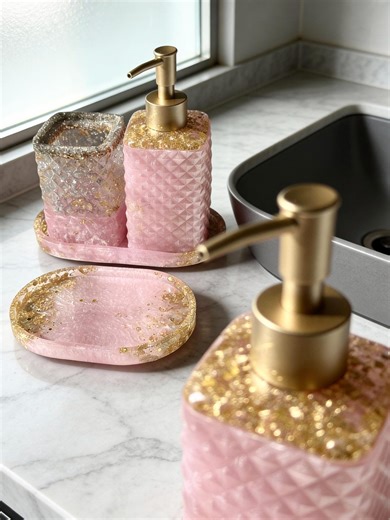 Pink& Gold Resin Soap Dispenser Set- Handmade Soap or Lotion Set-luxury Gift - Etsy