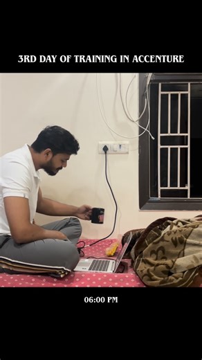 ʏᴀsʜ ʏᴀᴅᴀᴠ on Instagram: "3rd of training in accenture ❤️ . . . . . #accenture #wfh #office"