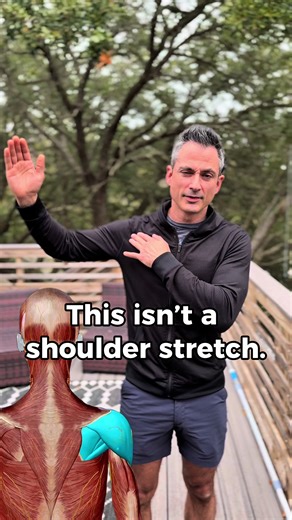 This works because the ear is loaded. Fascia. Neurology. Meridian pathways. Hold for 20–30 seconds, then reassess. You’re not forcing change — you’re changing the signal. Comment what you noticed. #shoulderpain #mobilityhack #fascia #nervoussystem #meridians