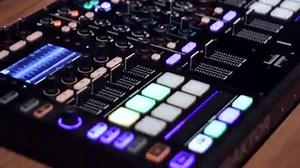 All hands on deck, the wait for the TRAKTOR Kontrol S8 is finally over! Learn more about the new controller here: http://bit.ly/KontrolS8Tutorial | DJ TechTools