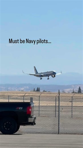 The Boeing C-32 landed at Mather Airport this morning | Uretsky Aviation