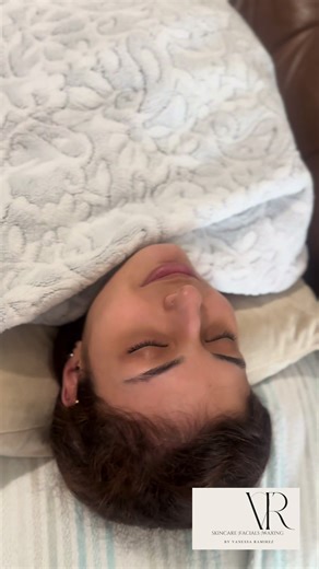 Basic facial practice 🤍✨🎀 #skincareroutine #basicfacial #dermalogica Thank you to my beautiful niece model!👸🏻