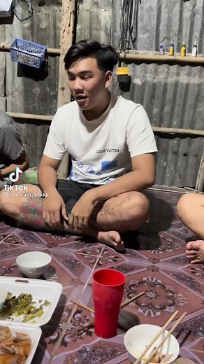 khong tin trên TikTok