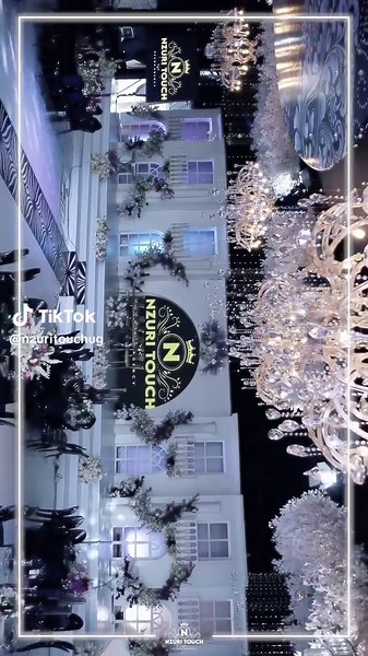 Elegant Black and White Wedding Inspiration Ideas