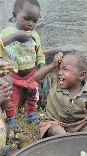 The daily life and diet of the Hazarbi tribe #africa