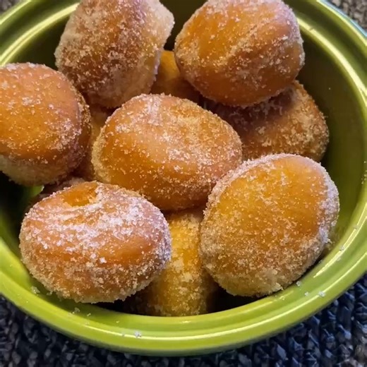 So Fresh on Instagram: "My mother's Homemade donuts Recipe. Oven or Air-Fryer Ingredients: 1 cup lukewarm milk -250 ml 1/4 cup sugar-50 g 1 Tbsp yeast-8 g 2 eggs 1 tbsp vanilla extract-15 ml 3 3/4 cups sifted flour-500 g 1/2 tsp salt-3 g 1/4 cup softened butter-60 g 1/4 cup sugar-50 g 1 tsp cinnamon-5 g Filling: pastry cream, jam, marmalade, chocolate. Directions: 1. In a bowl combine the lukewarm milk, yeast and sugar. Whisk it all together a bit and let it sit for about 7 minutes. 2. Add the e