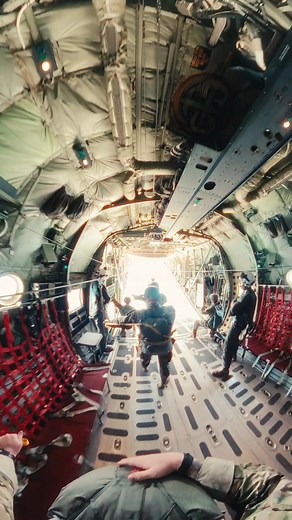Views for days 🪂MC-6?! C-130?! Tailgate?! Hollywood?! Can’t get much better than that!A beautiful day to jump, for sure.🎥: Dennis Buzzard #aatw #paratrooper #airborne | WETSU Airborne Community