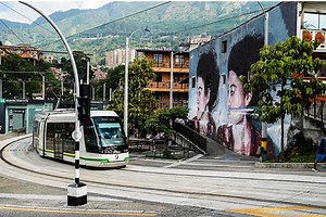 Your Expert Traveler's Guide to Transportation in Colombia